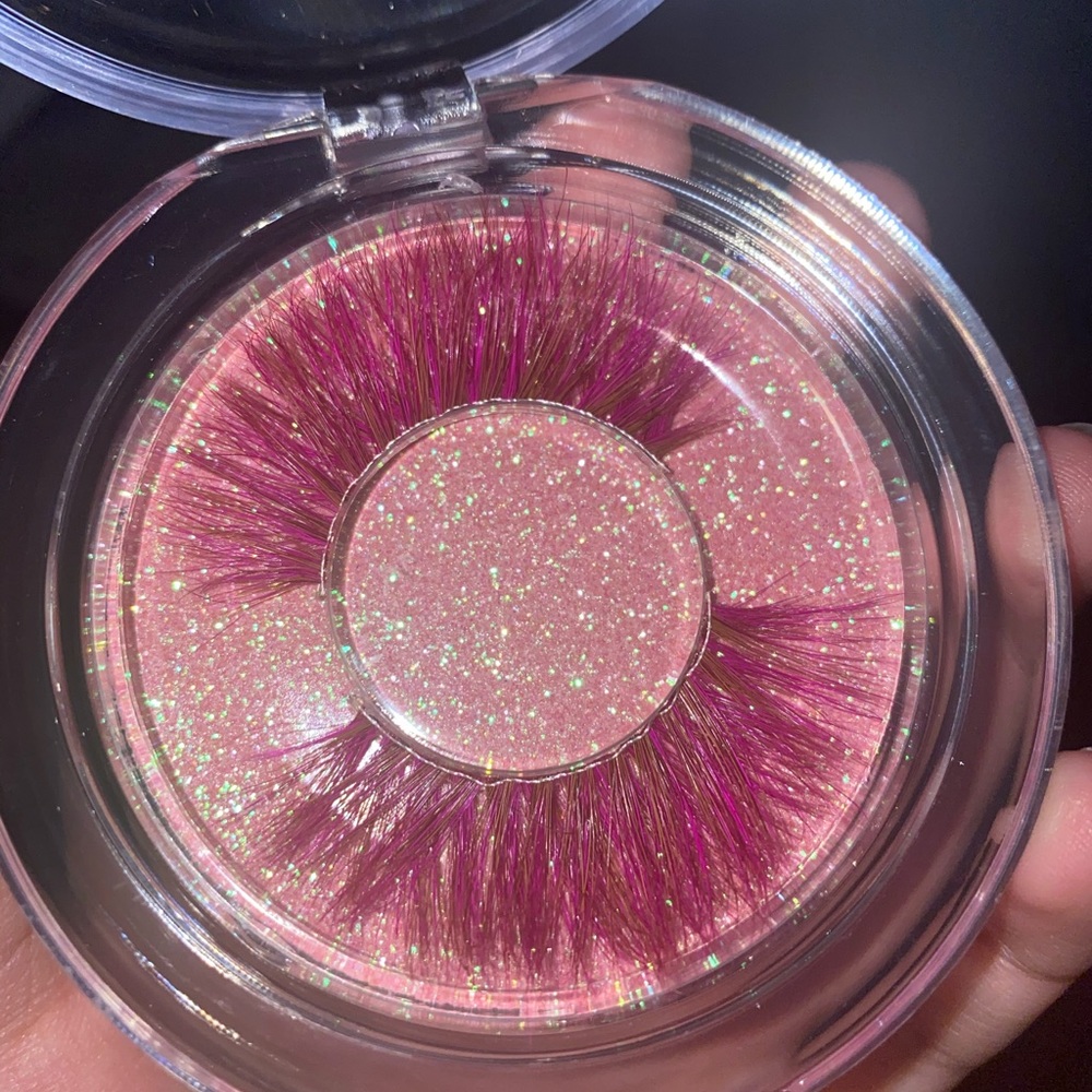 Pink, green, or red false eyelashes! Mink 2 for 25